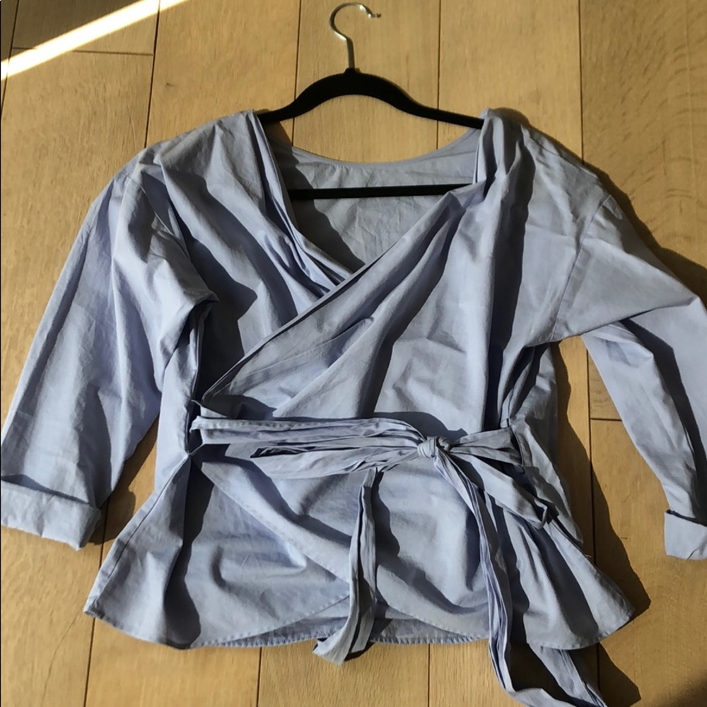 Uniqlo wrap top